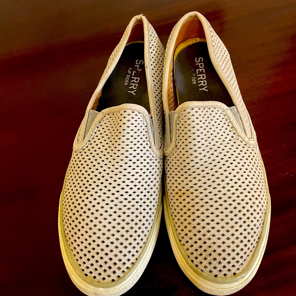 Sperry waterproof boat shoes